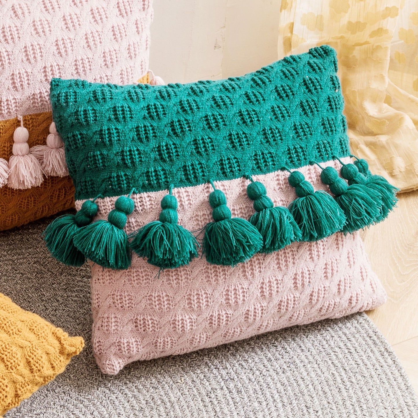 Braided Pillow | LOOPDEAL Travel & Office Accessories